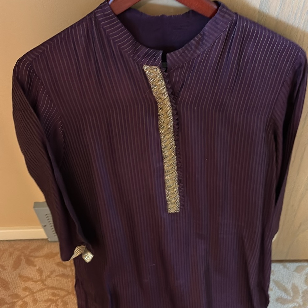 Purple Long Sleeve Kurta with Gold Detailing - Picture 3 of 8